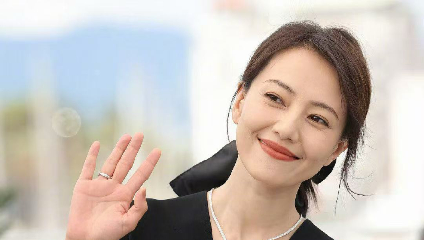 专家预测2025年黄金涨幅,澳门天天彩资料自动更新软件,经济性执行方案剖析_正式版V13.33